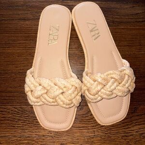 Zara raffia woven flats 7.5